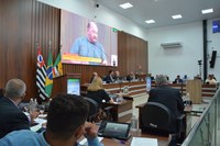 9ª Ordinária resultou em adiamentos, projetos rejeitados e somente duas aprovações