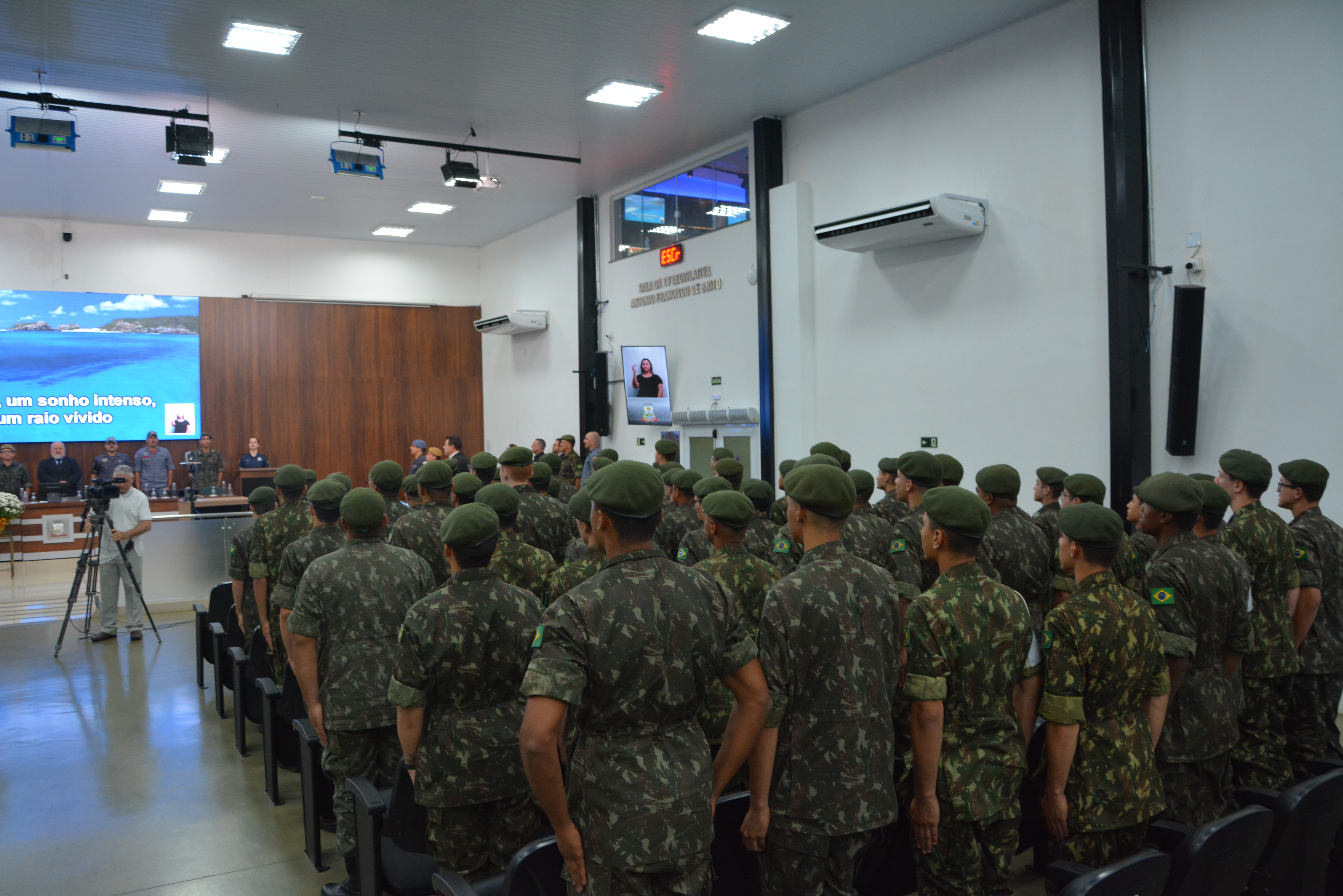 Câmara realiza Sessão Solene com Diplomas Destaque de 2025