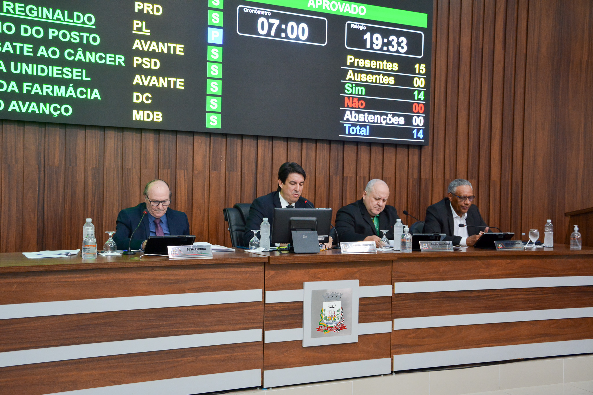 Escolas públicas e particulares podem passar a ter, obrigatoriamente, detectores de metais.