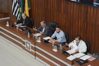 Sessão extraordinária: Câmara discute veto do Executivo