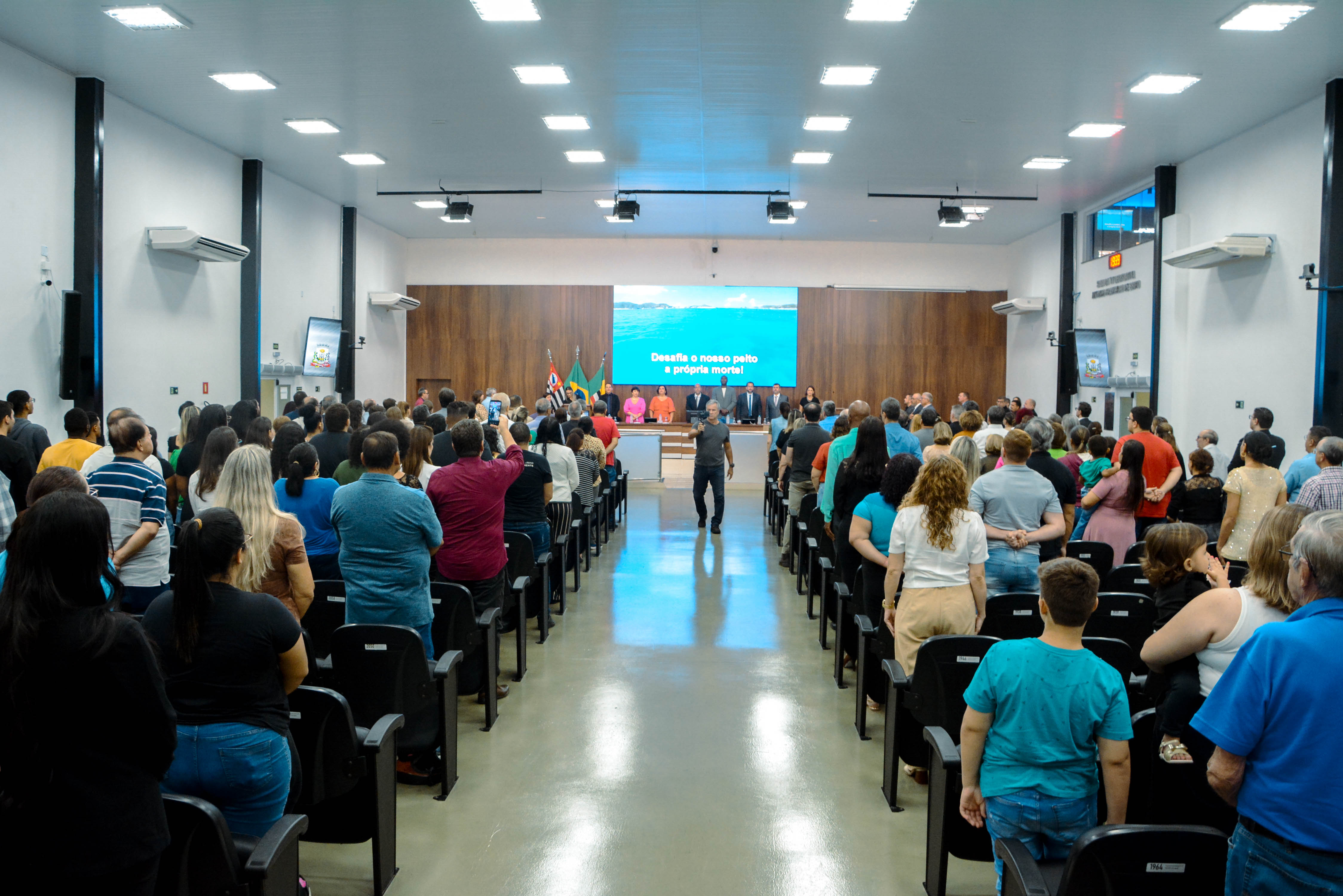 Sessão Solene homenageou nomes de Birigui e região nessa terça-feira (26)