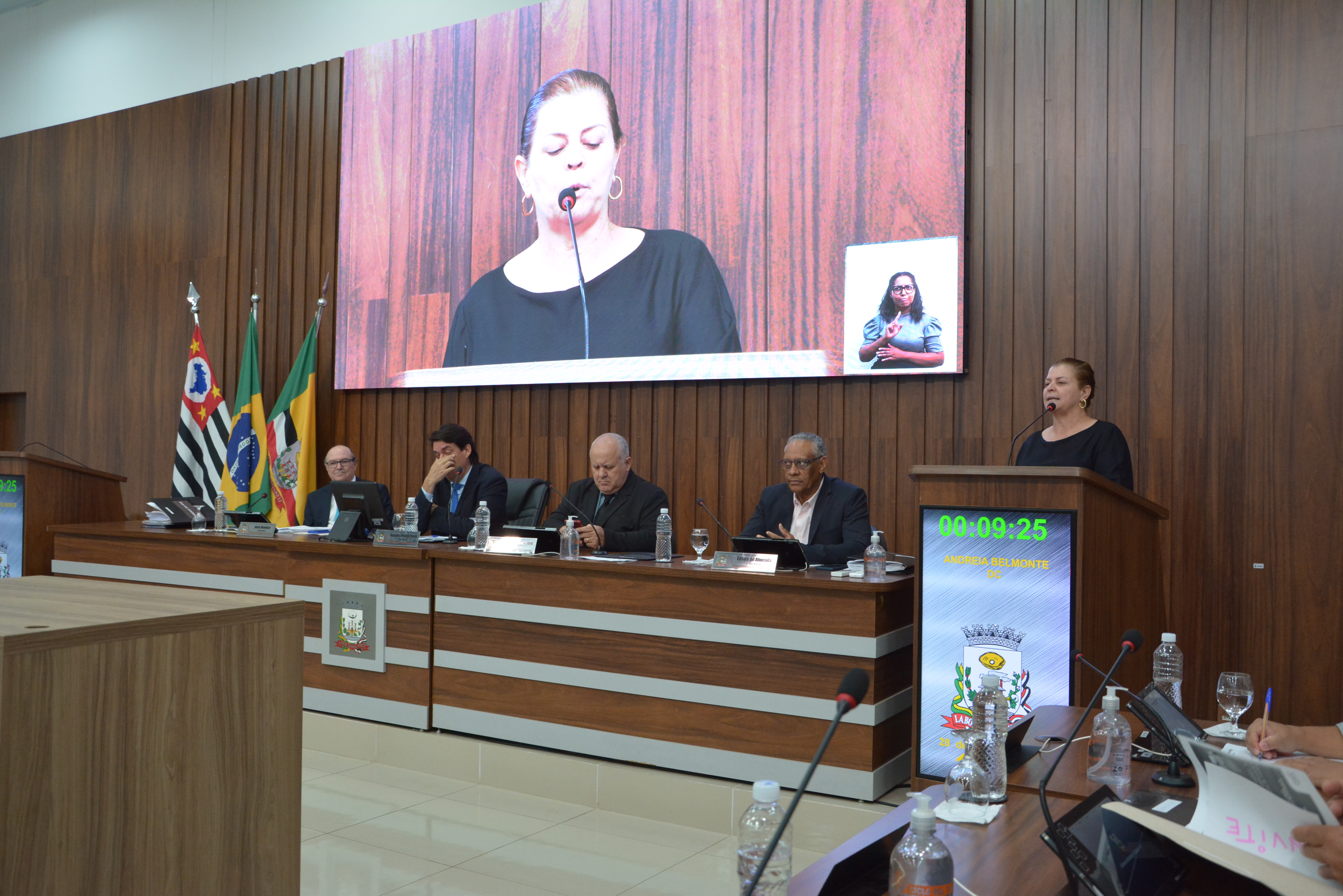 Três projetos estão presentes na Ordem do Dia da 12ª Sessão Ordinária